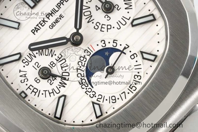 Sporty Nautilus 5740 SS GRF Best Edition White Dial on SS Bracelet A 8839