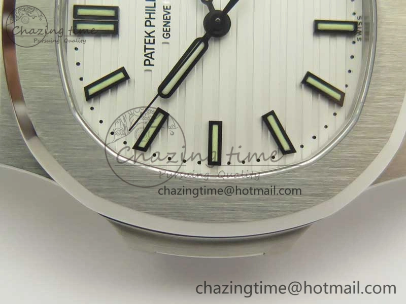 Comfortable Nautilus Jumbo 5711 MKF 1:1 Best Edition White Textured Dial on SS Bracelet A324 Clone V 8989
