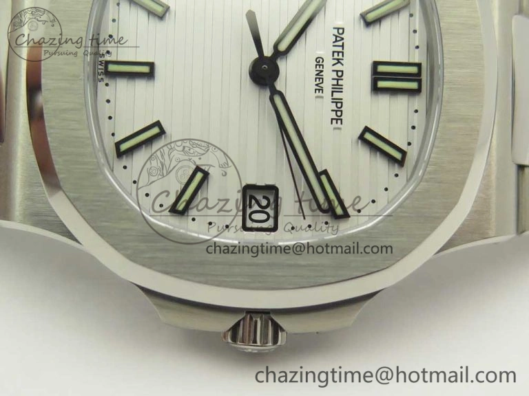 Durable Nautilus Jumbo 5711 MKF 1:1 Best Edition White Textured Dial on SS Bracelet A324 Clone V 8980