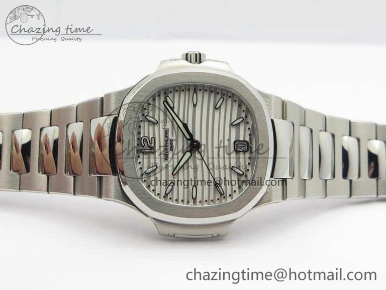 Nautilus Jumbo Ladies 7018 PF 1:1 Best Edition White Textured Dial On SS Bracelet A324 Clone MultiPurpose 9035