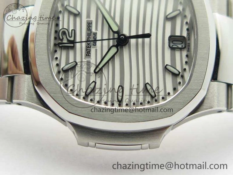 Nautilus Jumbo Ladies 7018 PF 1:1 Best Edition White Textured Dial On SS Bracelet A324 Clone MultiPurpose 9035