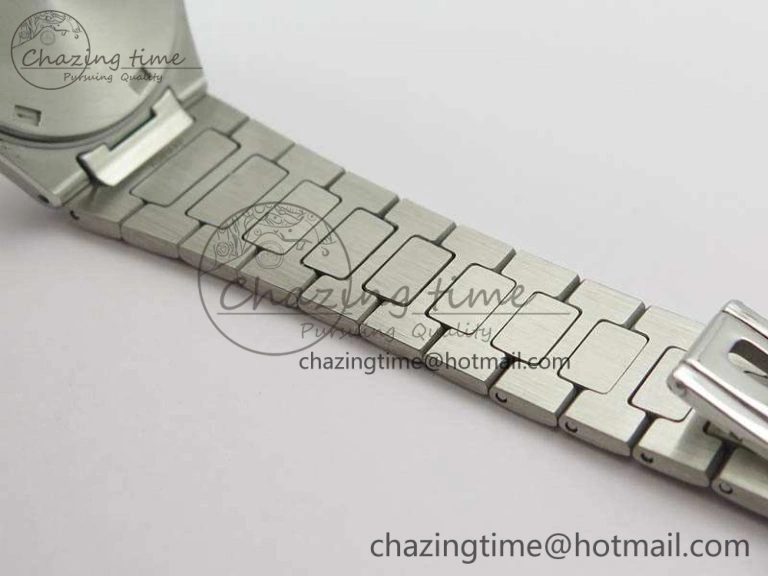 Nautilus Ladies 7011 SS JJF 1:1 Best Edition Diamond Bezel White Dial On SS Bracelet ETA Quartz SmoothTexture 9044
