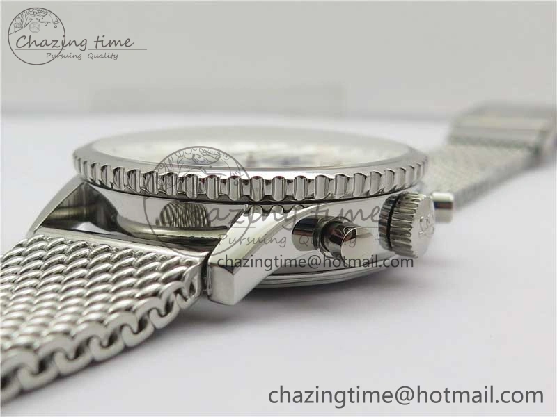 Sleek Navitimer 1 41mm SS B50 White Dial on SS Bracelet A 5540