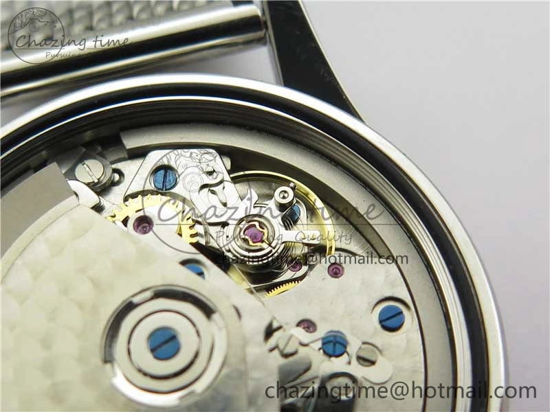 Sleek Navitimer 1 41mm SS B50 White Dial on SS Bracelet A 5540