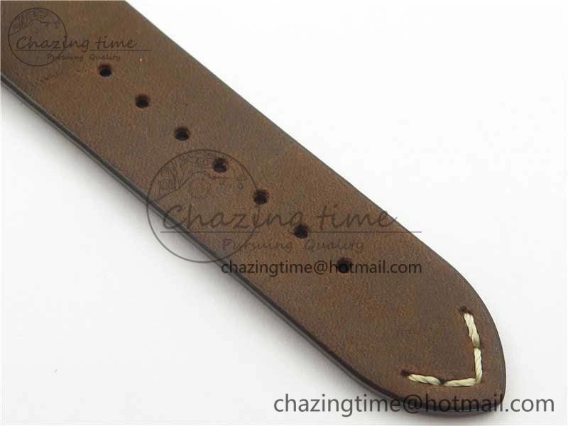 Affordable Navitimer B01 Chronograph 43 TWA Edition SS OXF White Dial Steel Markers on Brown Leather Strap A 5600