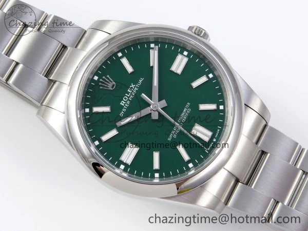 OYSTER PERPETUAL 124300 41MM VSF 1:1 BEST EDITION 904L STEEL GREEN DIAL VS Soft 1768