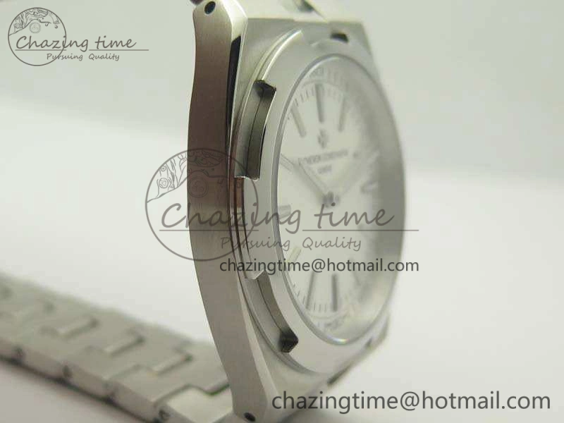 Overseas 2000V SS 3AF Best Edition White Dial On SS Bracelet A UrbanChic 9960