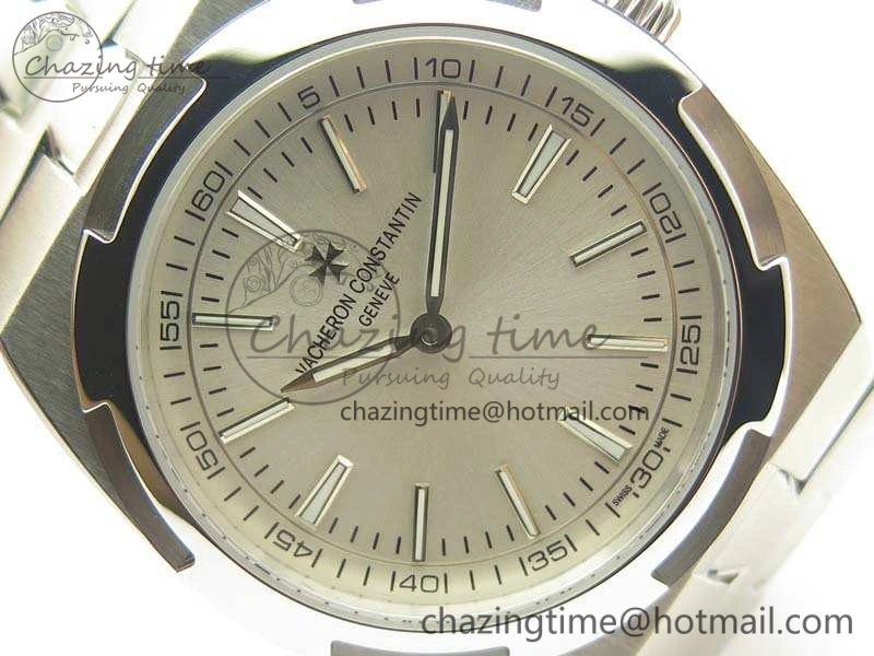 Overseas 2000V SS 3AF Best Edition White Dial On SS Bracelet A UrbanChic 9960