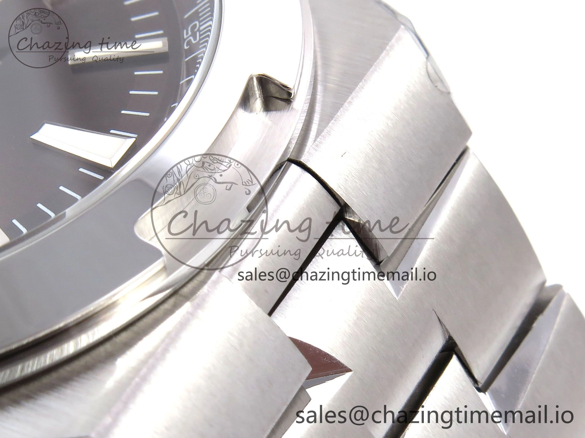 Overseas 4500V SS 8F 1:1 Best Edition Brown Dial on SS Bracelet A Effortless 9836