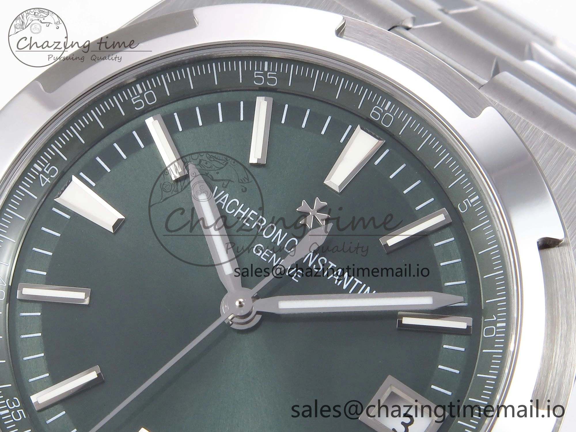 Overseas 4500V SS 8F 1:1 Best Edition Green Dial on SS Bracelet A MultiPurpose 9835