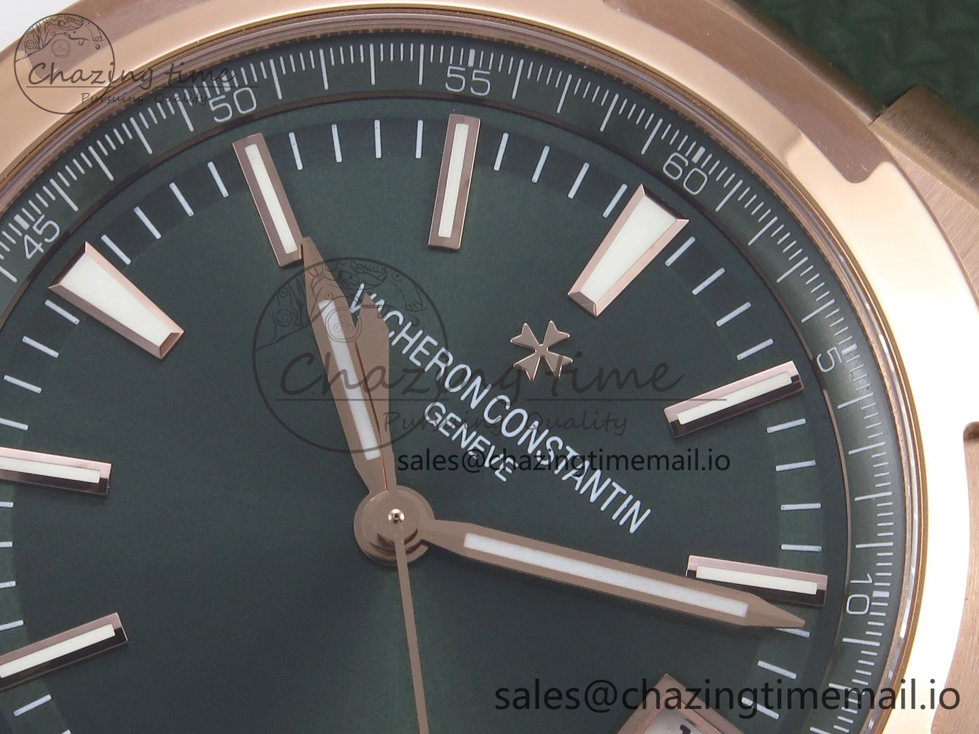 Overseas 4520V RG 8F Best Edition Green Dial On Green Rubber Strap A OnTrend 9850