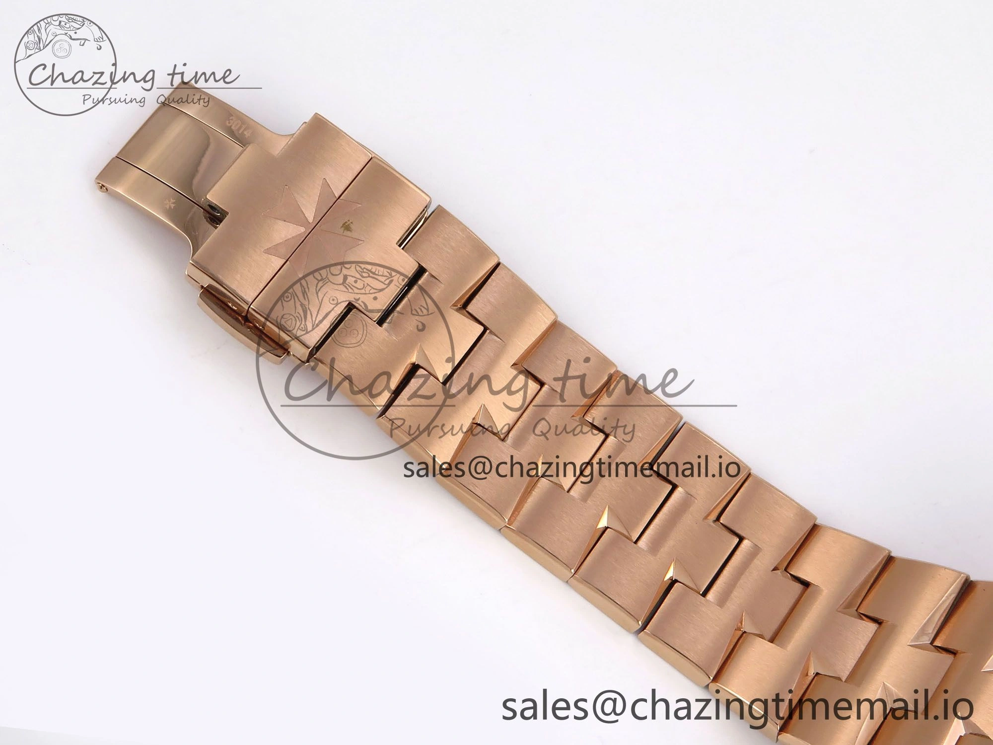 Overseas 4520V RG 8F Best Edition Green Dial On RG Bracelet A7750 Modified to A Timeless 9843