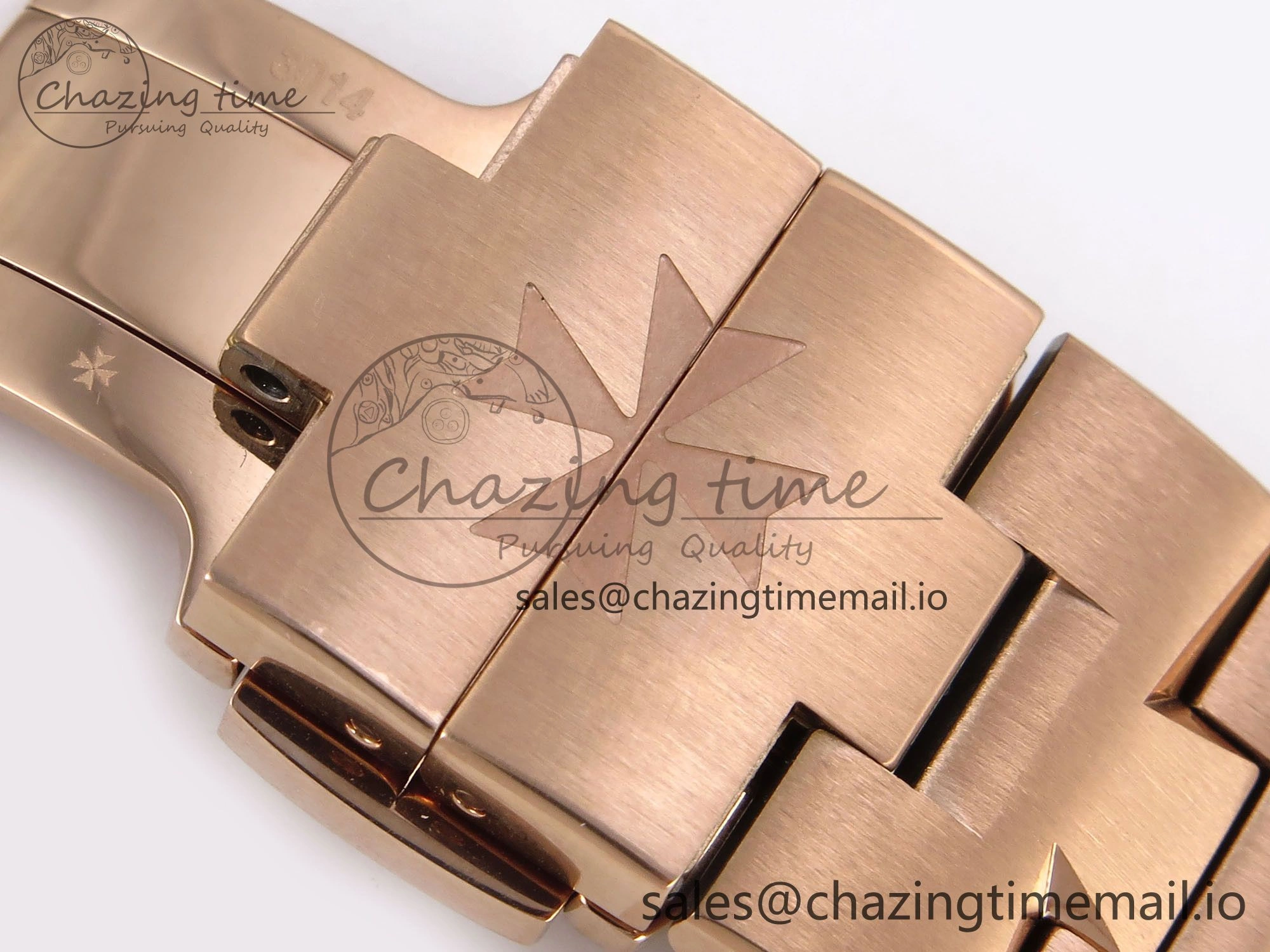 Overseas 4520V RG 8F Best Edition Green Dial On RG Bracelet A7750 Modified to A Timeless 9843