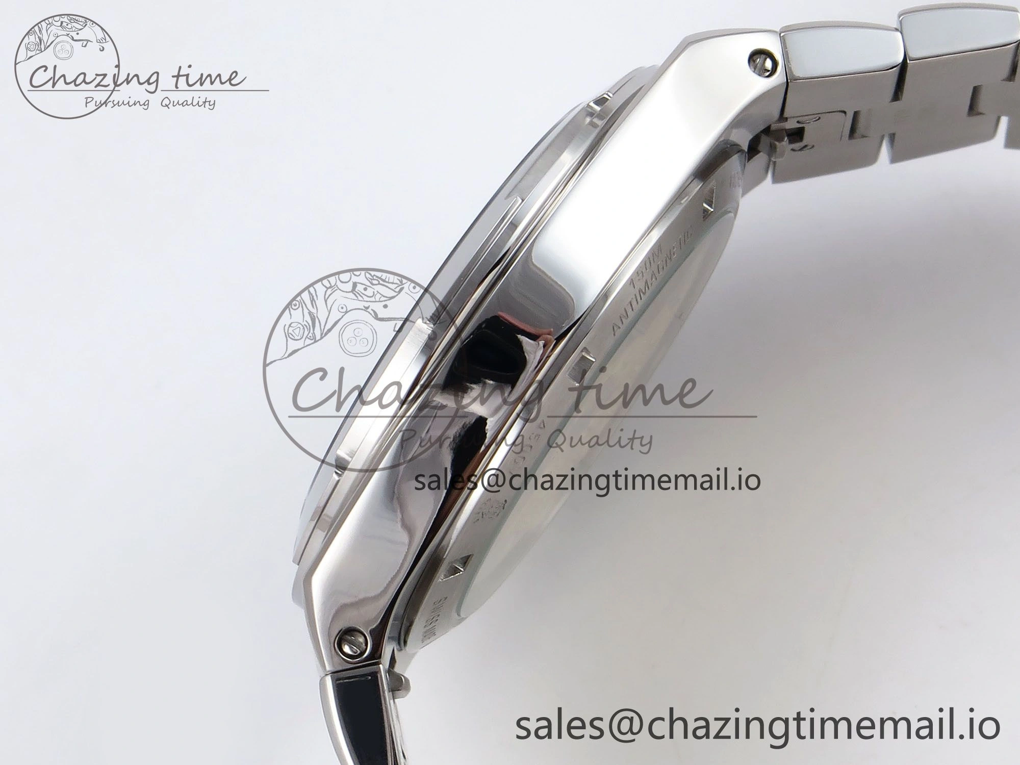 Overseas 4520V SS 8F Best Edition Green Dial on SS Bracelet A FlexibleFit 9845