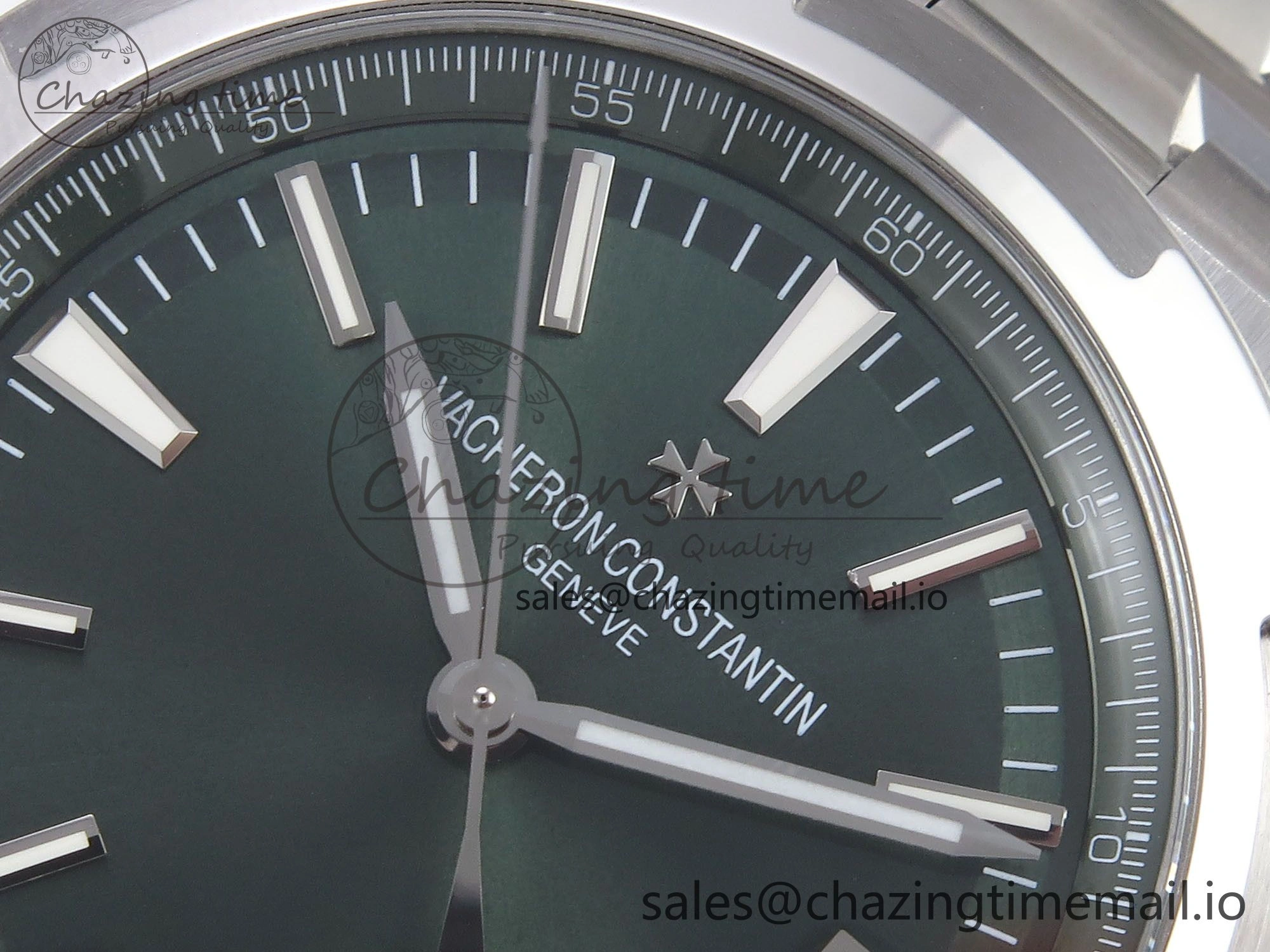 Overseas 4520V SS 8F Best Edition Green Dial on SS Bracelet A FlexibleFit 9845
