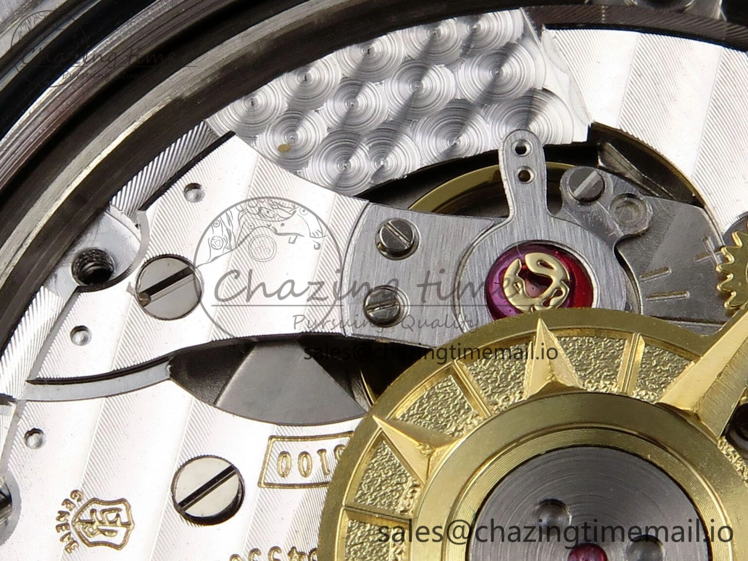 Overseas 4520V SS 8F Best Edition Green Dial on SS Bracelet A FlexibleFit 9845