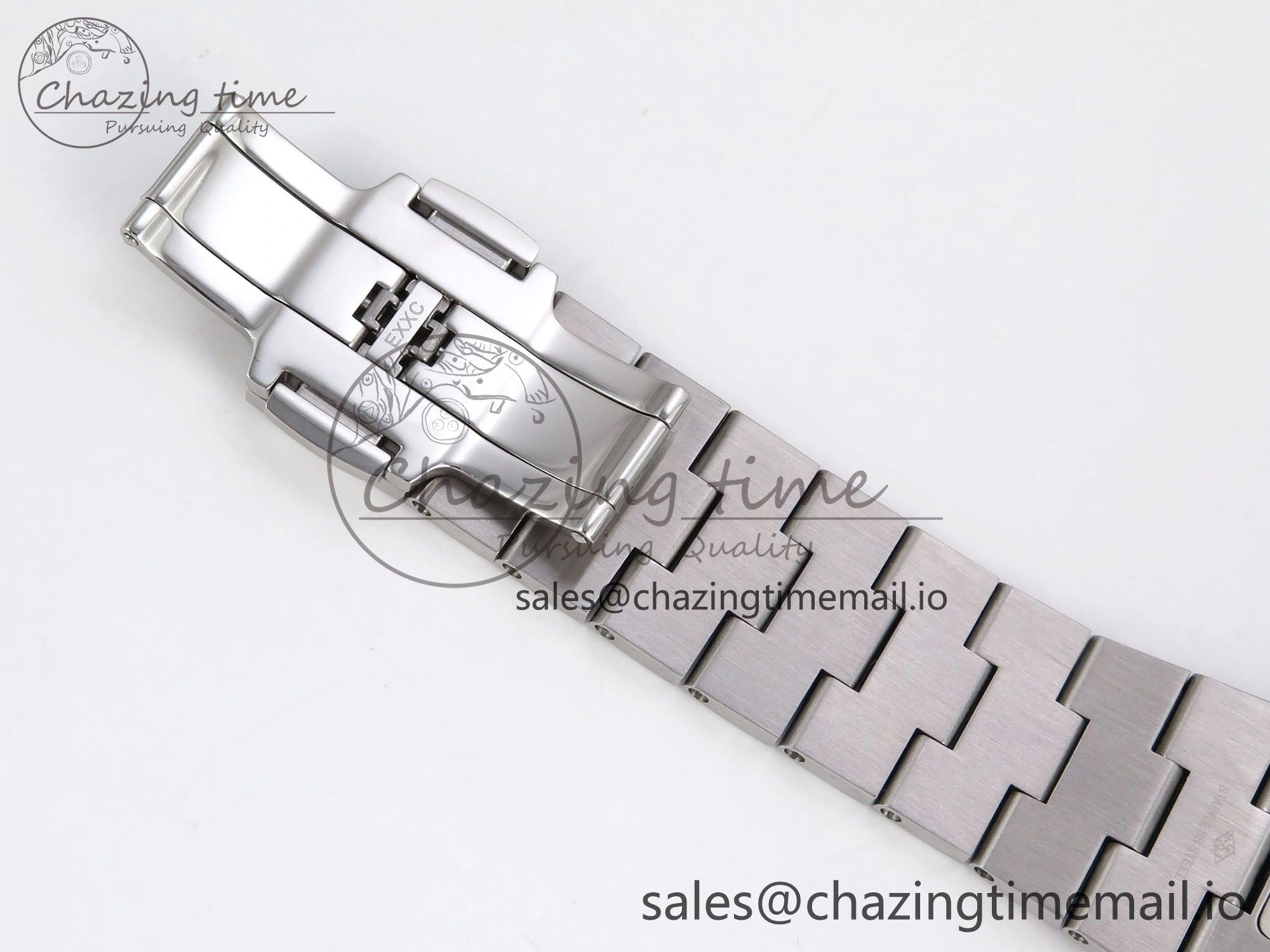 Overseas 4520V SS 8F Best Edition Green Dial on SS Bracelet A FlexibleFit 9845