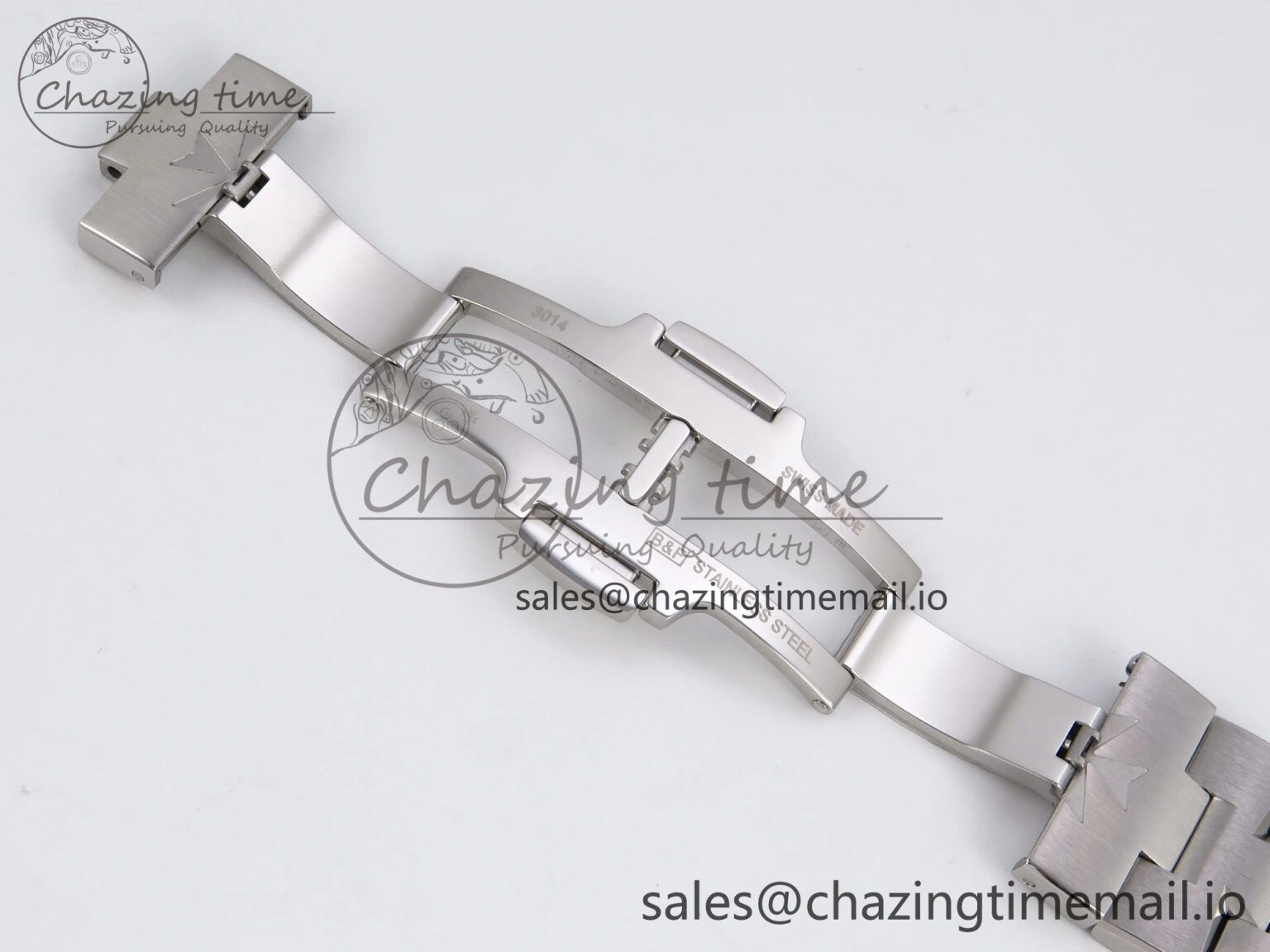 Overseas 4520V SS 8F Best Edition Green Dial on SS Bracelet A FlexibleFit 9845