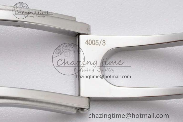 Overseas 47040 SS PPF 1:1 Best Edition White Textured Dial on Black Rubber Strap A UrbanStyle 9884