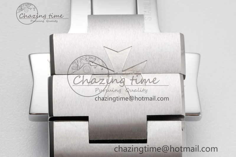 Stretchable Overseas 47040 SS PPF 1:1 Best Edition White Textured Dial on SS Bracelet A 9890