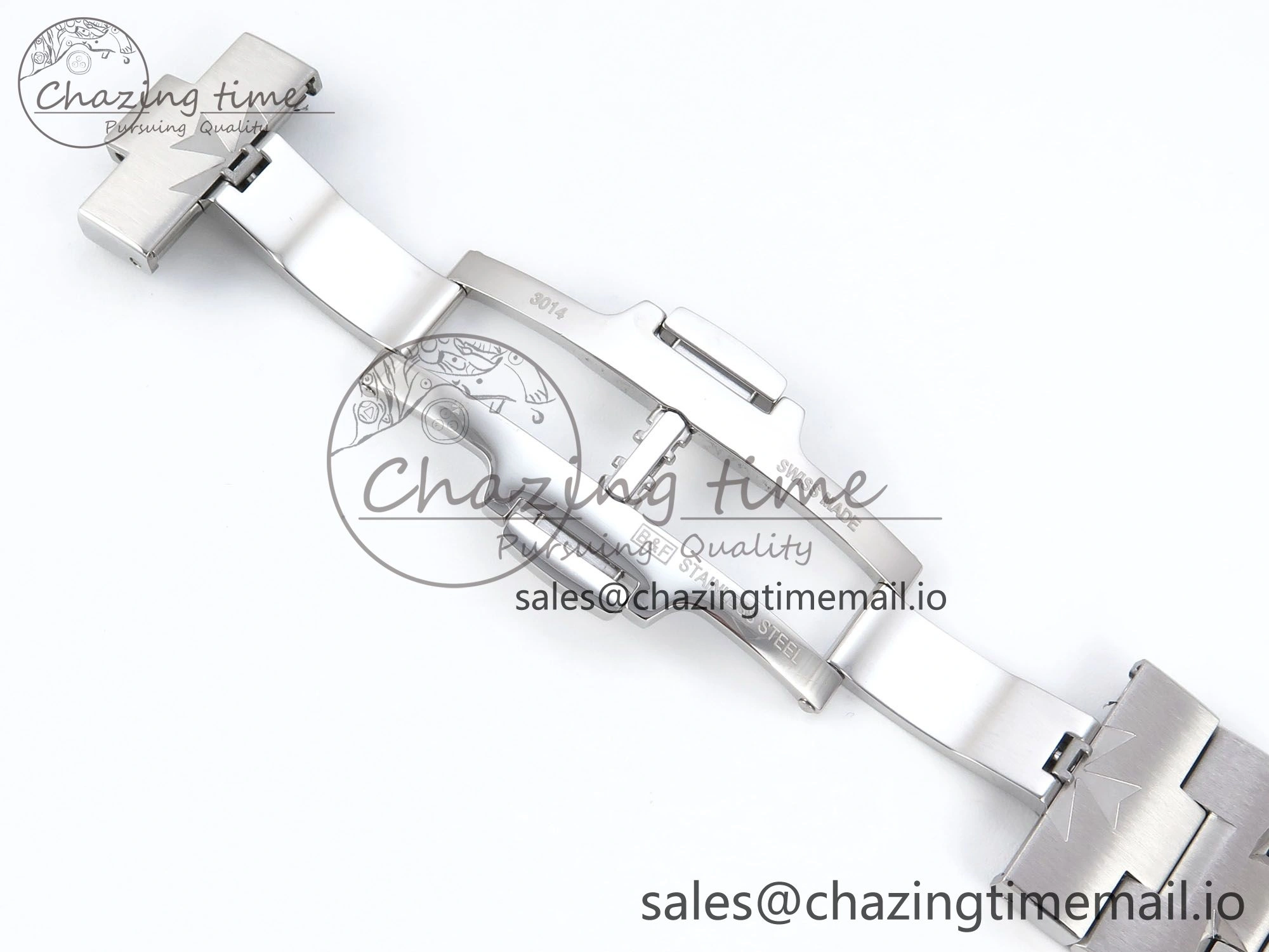 Overseas 7920V SS 8F Best Edition White Dial On SS Bracelet A Comfortable 9831