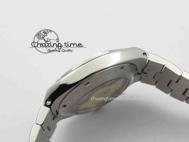 Classic Overseas Automatic SS Blue Dial On SS Bracelet A 9989