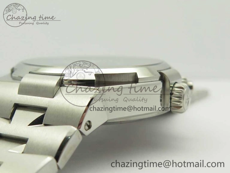 Overseas Dual Time Power Reserve TWA Best Edition Blue Dial on SS Bracelet A Comfortable 9940