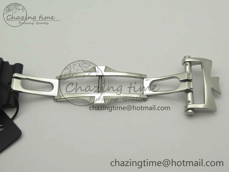 Overseas Dual Time Power Reserve TWA Best Edition Silver Dial on Black Rubber Strap A Packable 9945
