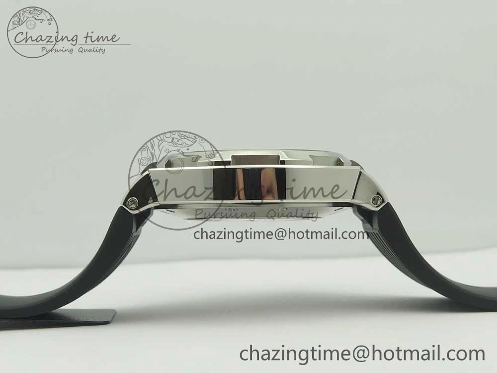 Overseas Dual Time Power Reserve TWA Best Edition Silver Dial on Black Rubber Strap A Packable 9945