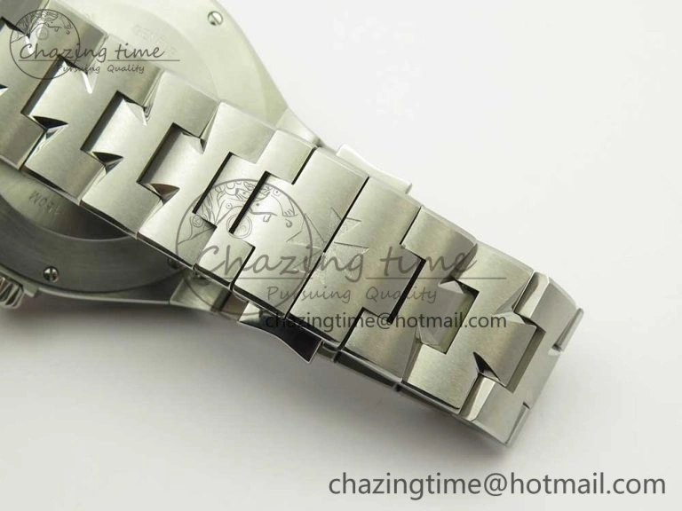 Fashionable Overseas Dual Time Power Reserve TWA Best Edition White Dial on SS Bracelet A 9943