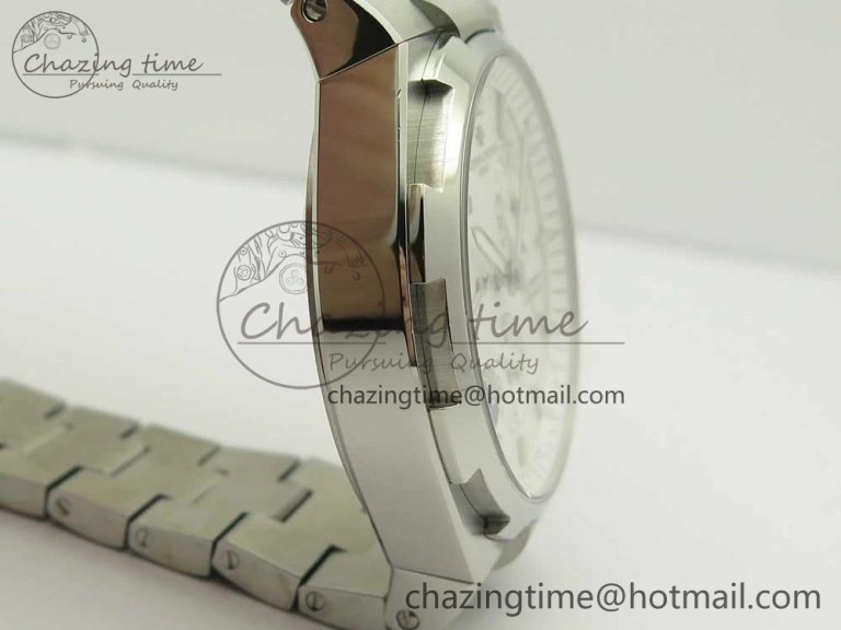 Fashionable Overseas Dual Time Power Reserve TWA Best Edition White Dial on SS Bracelet A 9943