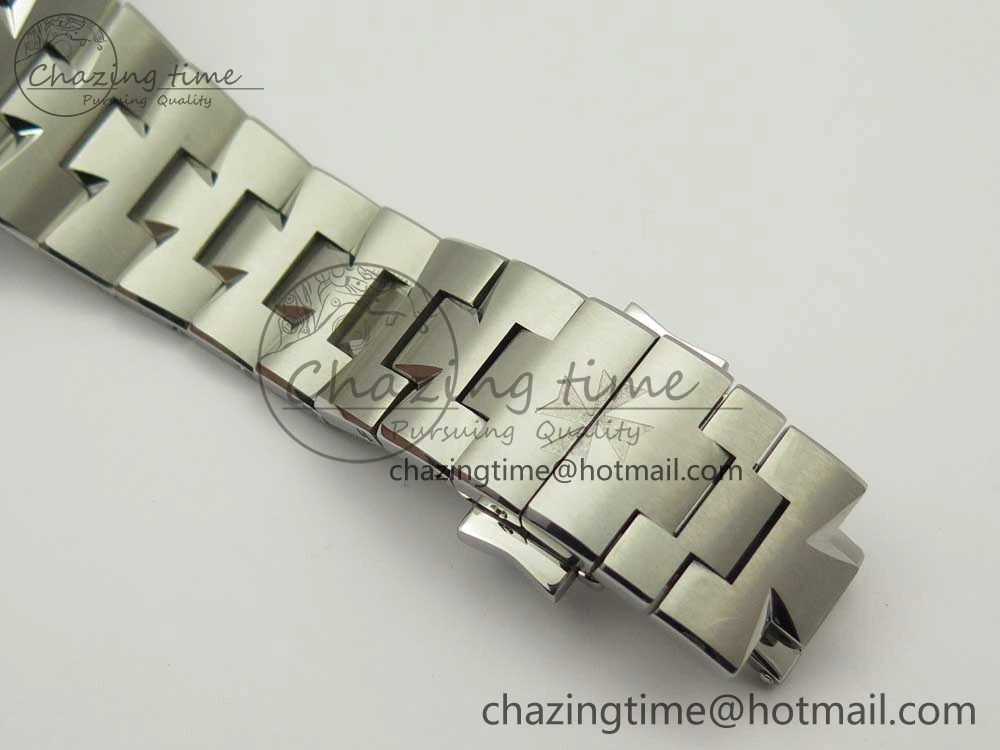 Fashionable Overseas Dual Time Power Reserve TWA Best Edition White Dial on SS Bracelet A 9943