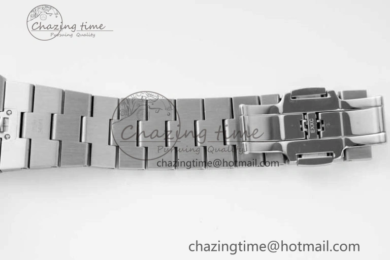 RelaxedFit Overseas Perpetual Calendar SS 8F Best Edition Gray Dial on SS Bracelet A 9900