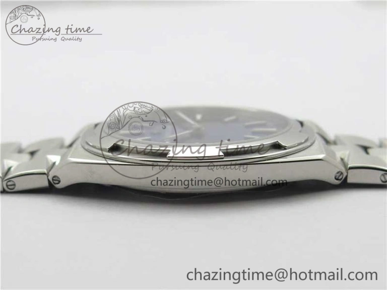 Overseas Ultra-Thin 2000V XF Best Edition Blue Dial on SS Bracelet A Soft 9929