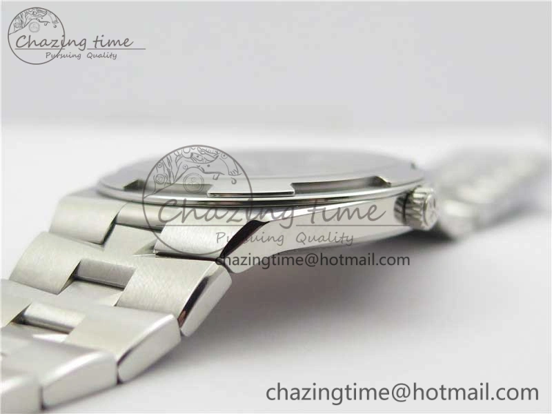 Overseas Ultra-Thin 2000V XF Best Edition Gray Dial on SS Bracelet A Stretchable 9933