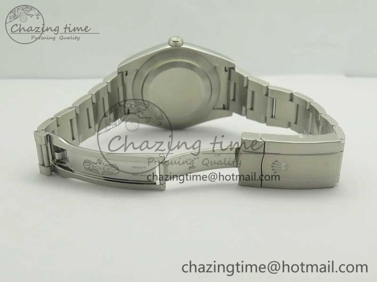 Versatile Oyster Perpetual 39mm 114300 ARF 1:1 Best Edition 904L SS Case and Bracelet Red Grape Dial SH 3392