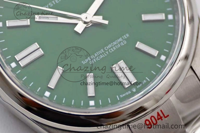 MoistureWicking Oyster Perpetual 41mm 124300 EWF 1:1 Best Edition 904L Steel Green Dial on SS Bracelet A 2188