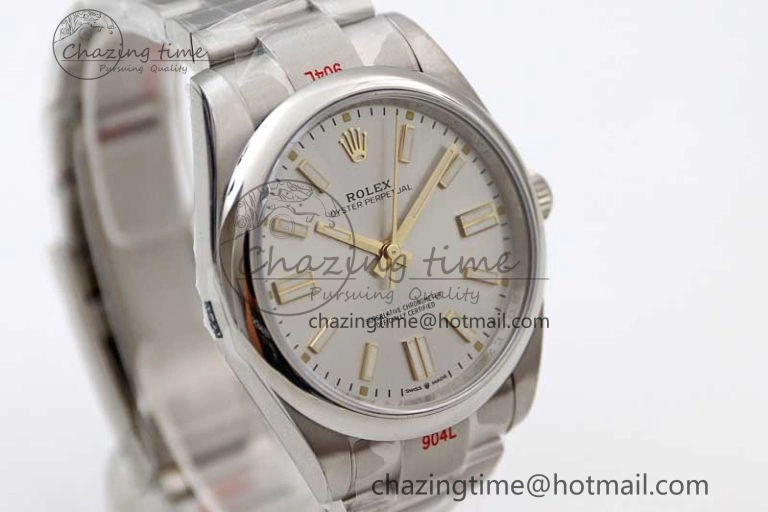 Seasonal Oyster Perpetual 41mm 124300 EWF 1:1 Best Edition 904L Steel Silver Dial on SS Bracelet A 2190