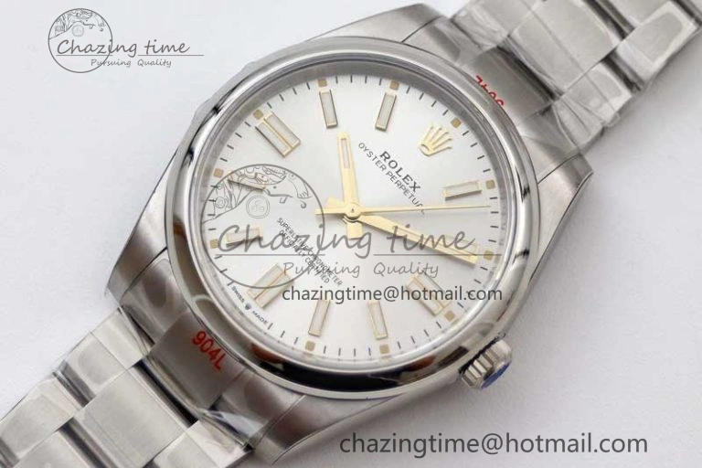 Seasonal Oyster Perpetual 41mm 124300 EWF 1:1 Best Edition 904L Steel Silver Dial on SS Bracelet A 2190
