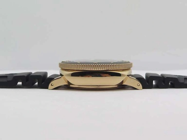 Resilient PAM 684 Luminor Submersible RG ZF 1:1 Best Edition On Black Rubber Strap P. 8440