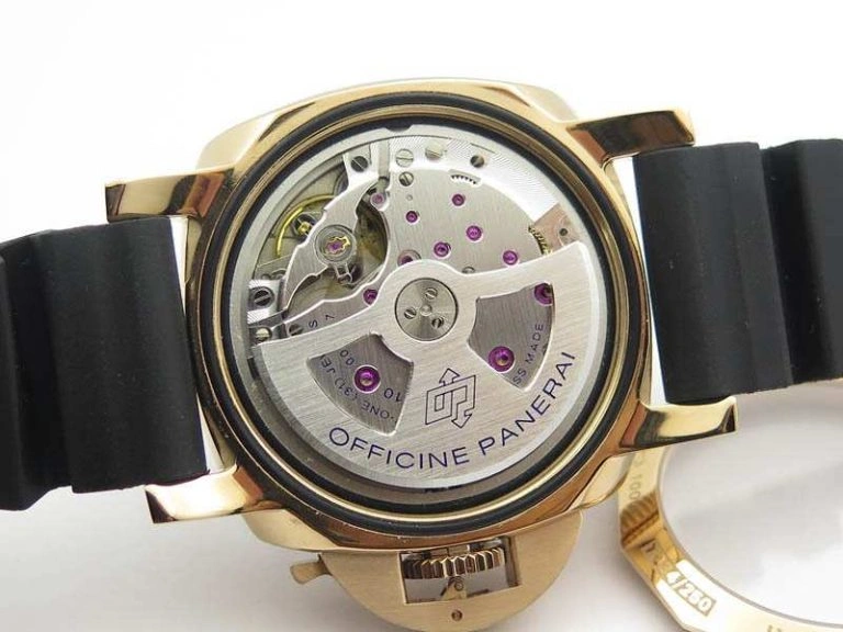 Resilient PAM 684 Luminor Submersible RG ZF 1:1 Best Edition On Black Rubber Strap P. 8440