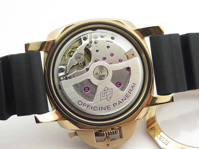 Resilient PAM 684 Luminor Submersible RG ZF 1:1 Best Edition On Black Rubber Strap P. 8440