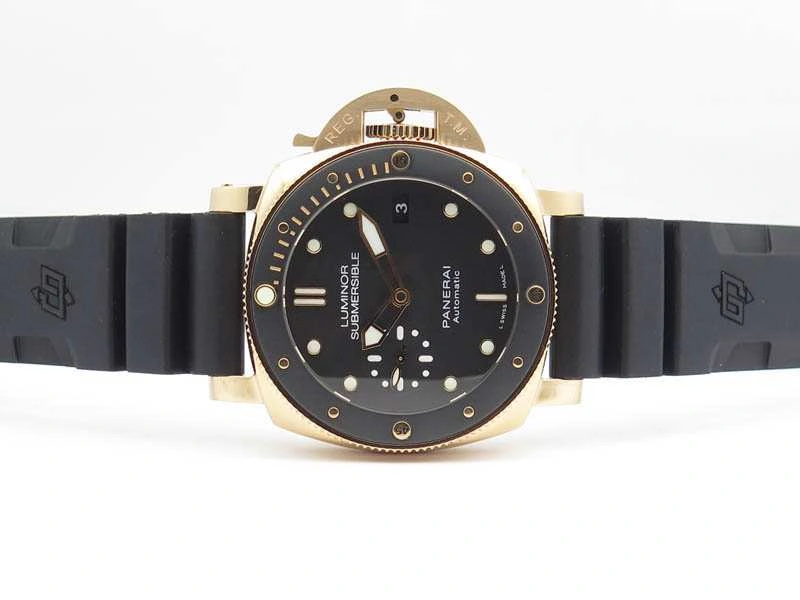 Resilient PAM 684 Luminor Submersible RG ZF 1:1 Best Edition On Black Rubber Strap P. 8440