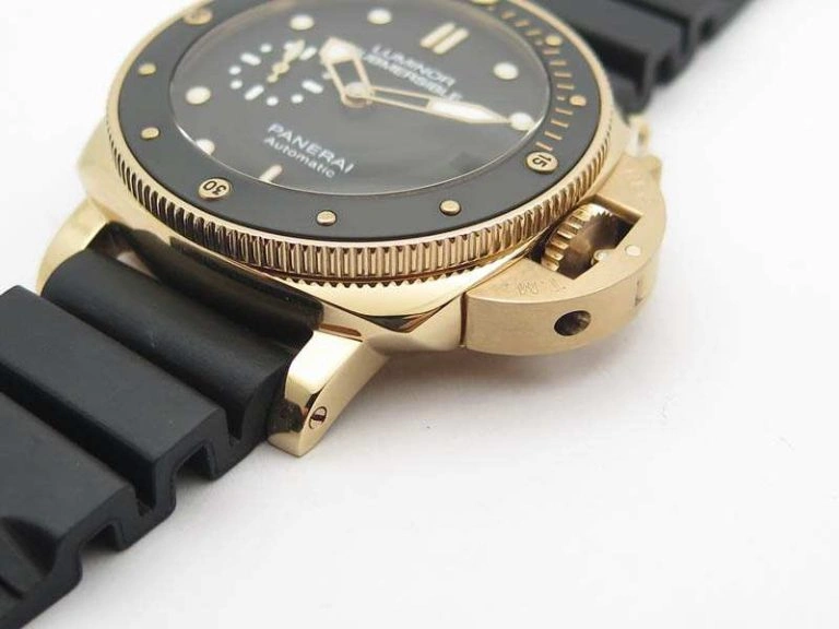 Resilient PAM 684 Luminor Submersible RG ZF 1:1 Best Edition On Black Rubber Strap P. 8440