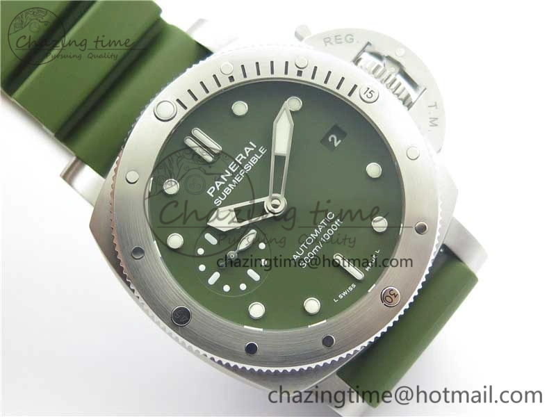 PAM1055 Luminor Submersible 42mm Verde Militare VSF 1:1 Best Edition on Green Rubber Strap P.900 Clone Minimalist 8409