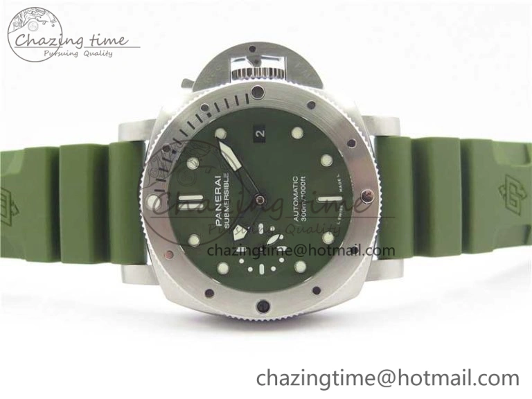 PAM1055 Luminor Submersible 42mm Verde Militare VSF 1:1 Best Edition on Green Rubber Strap P.900 Clone Minimalist 8409