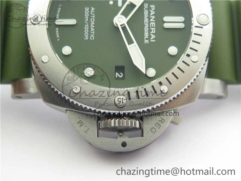 PAM1055 Luminor Submersible 42mm Verde Militare VSF 1:1 Best Edition on Green Rubber Strap P.900 Clone Minimalist 8409