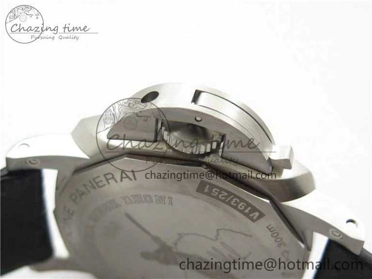 Seasonal PAM1056 Luminor GMT VSF 1:1 Best Edition on Black Leather Strap P.9011 Clone 8399