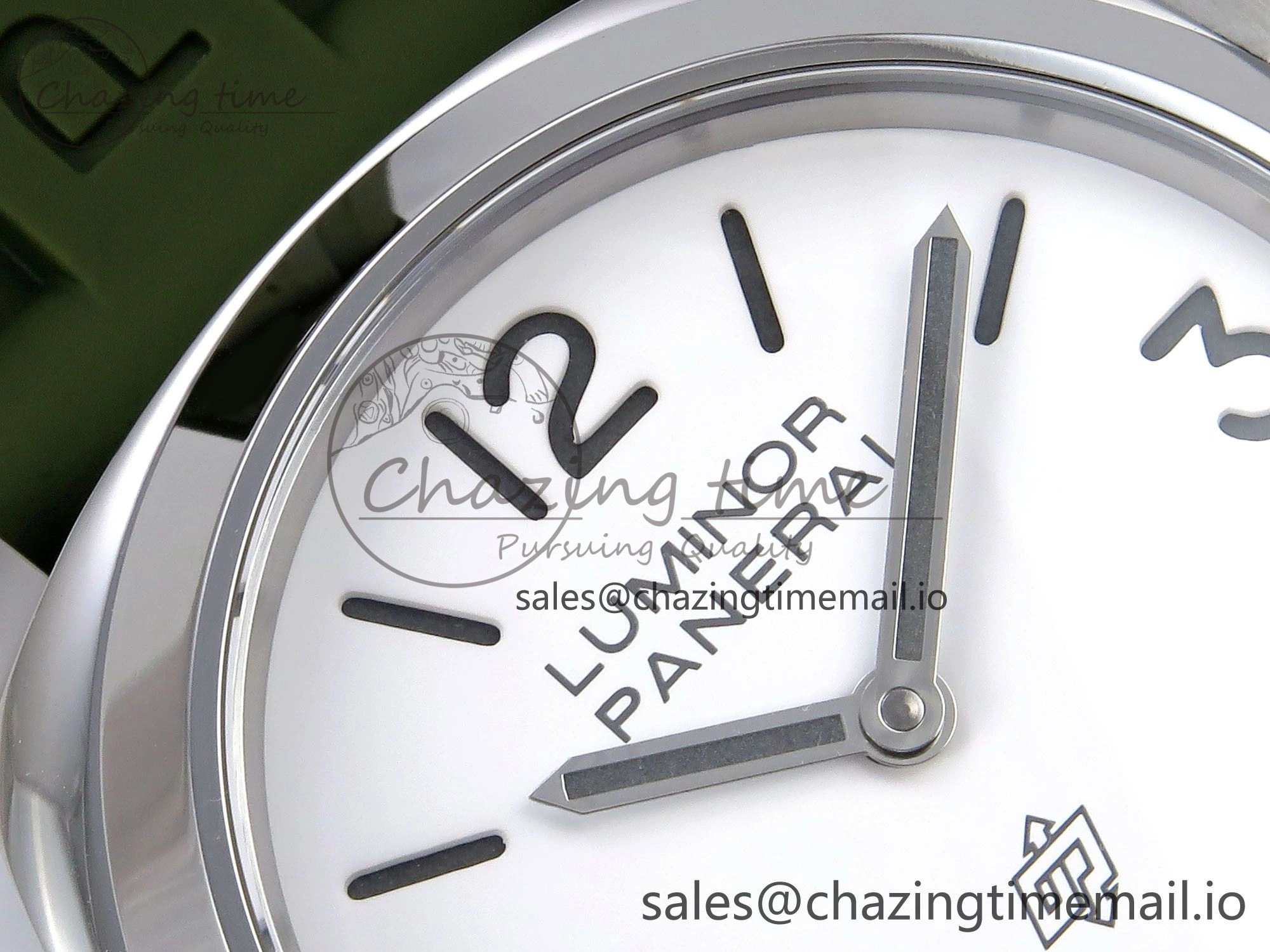 PAM1087 W HWF 1:1 Best Edition White Dial on Green Rubber Strap A UrbanChic 8305