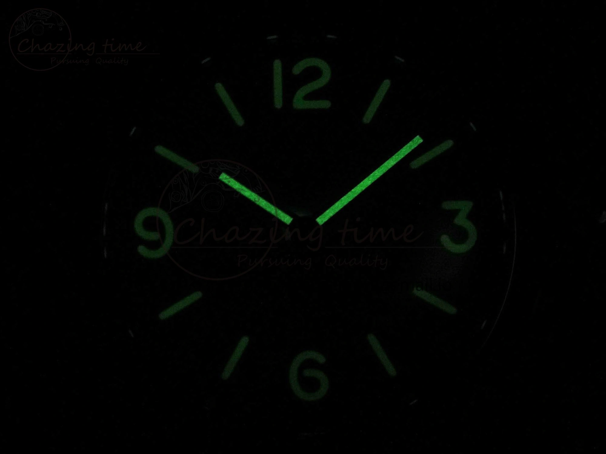 PAM1087 W HWF 1:1 Best Edition White Dial on Green Rubber Strap A UrbanChic 8305